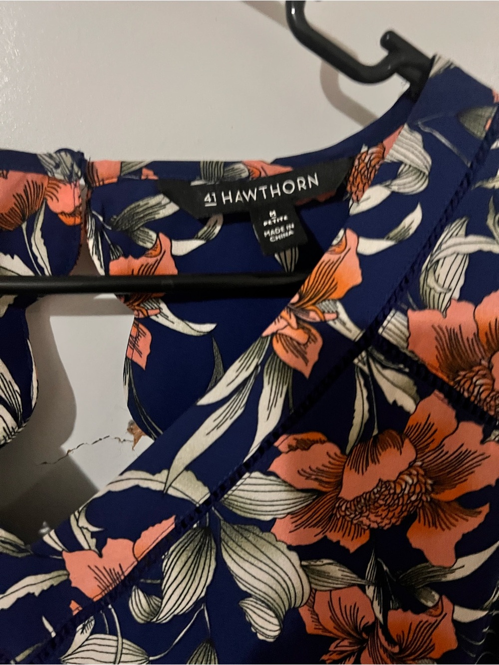 41 Hawthorn Tropical Navy Sleeveless Summer Dress with Coral Bloom - Picture 3 of 4